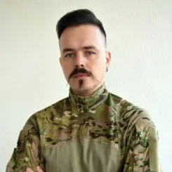 Павло Деревʼянко