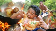 Survival in the rainforest - cooking pig head recipe and eating in forest