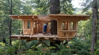 A Man Built a Large Tree House in the MOUNTAINS With His Own Hands