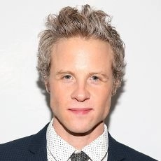 Ashton Holmes