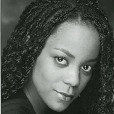 Lucinda Davis