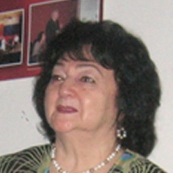 Светлана Муратходжаева