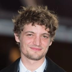 Niels Schneider