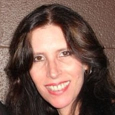 Kyra Schon