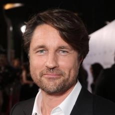 Martin Henderson