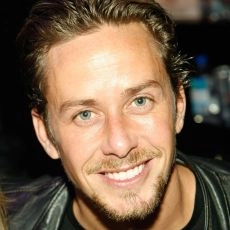 Dean Armstrong