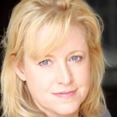 Lisa Dawnell James