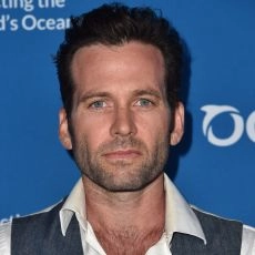Eion Bailey