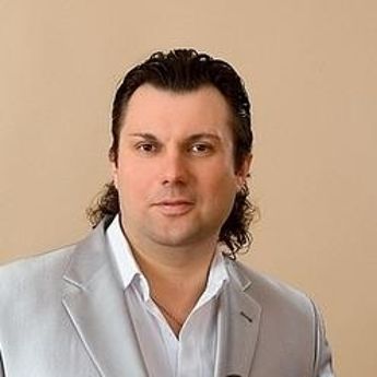 Анатолий Корж