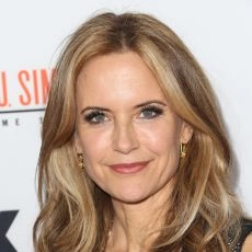 Kelly Preston