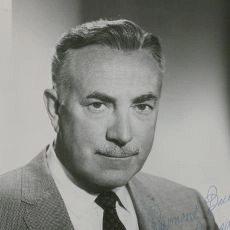 Raymond Bailey