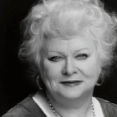 Carol MacReady