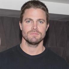 Stephen Amell