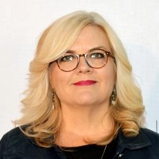Paula Pell