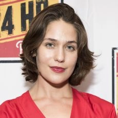 Lola Kirke