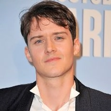 César Domboy