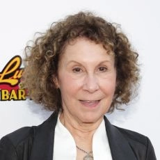 Rhea Perlman
