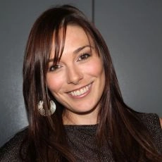 Zoe Naylor