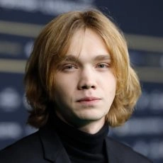 Charlie Plummer