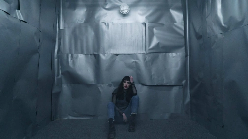 Я все ще бачу тебе UHD