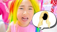 Boram and Conan play a hairdresser and dye their hair with princess toys