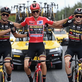 Тотальна домінація. Підсумки Вуельти-2023 | Тандем