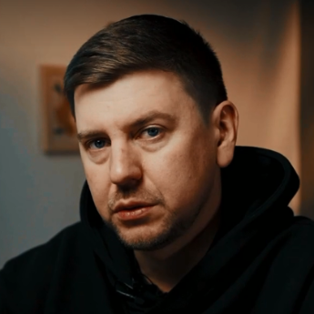 Дмитро Макаров